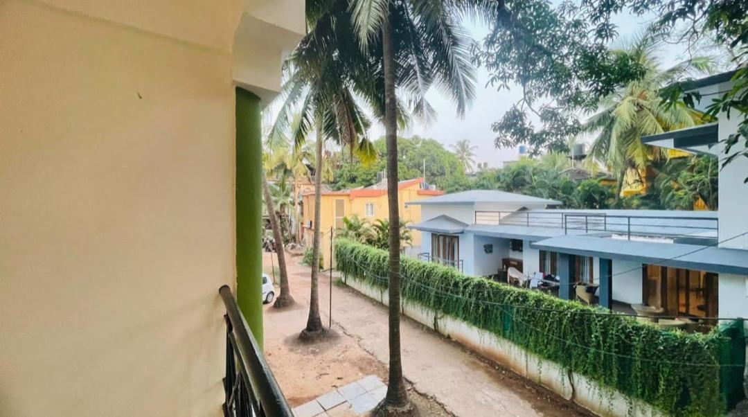 Goa Suites Holiday Home Calangute Exterior photo